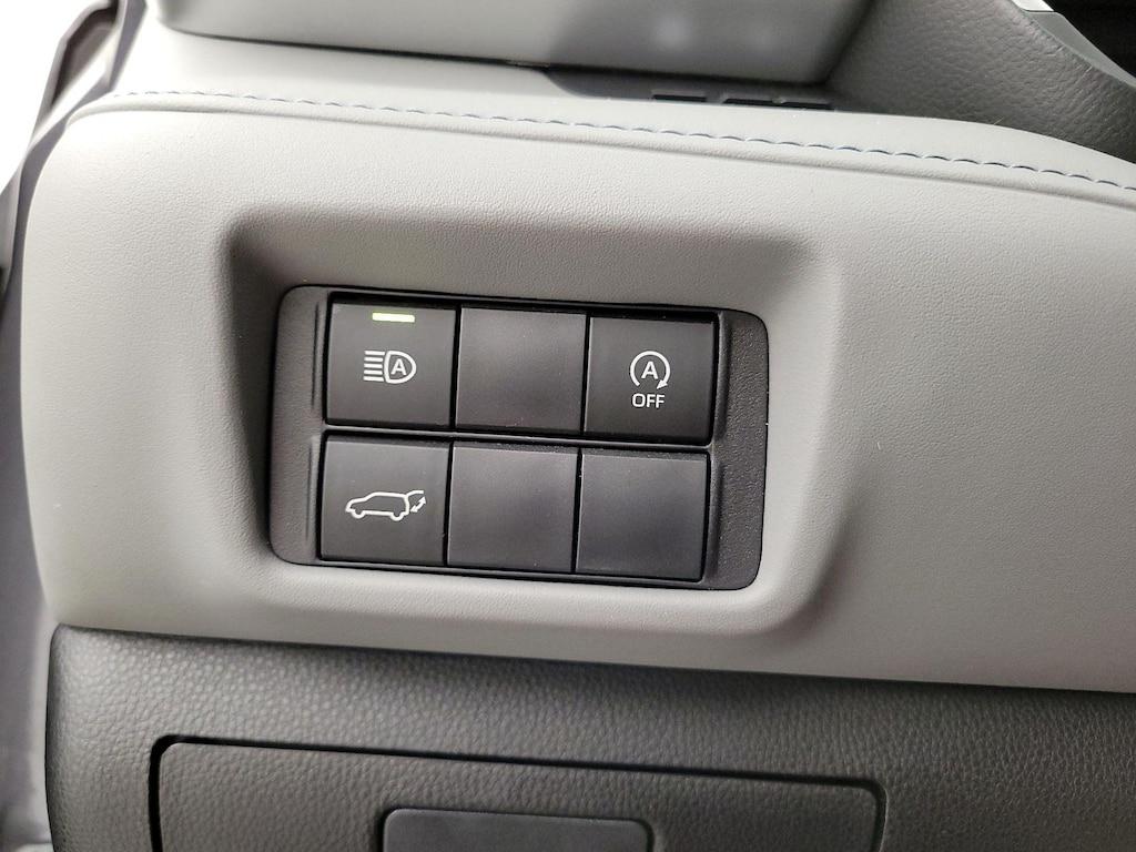 used 2023 Toyota Highlander car, priced at $33,998