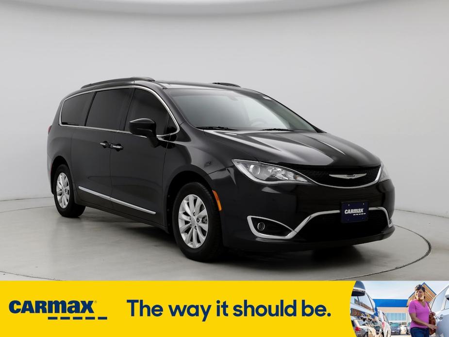 used 2017 Chrysler Pacifica car, priced at $17,998