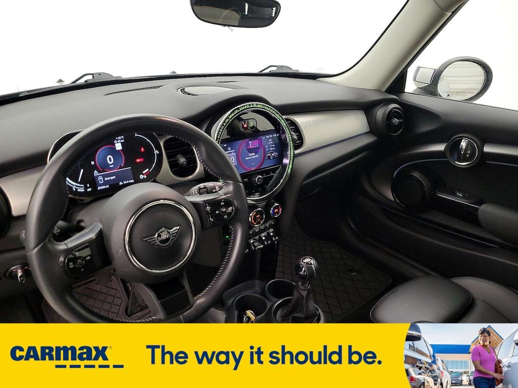 used 2022 MINI Hardtop car, priced at $21,998