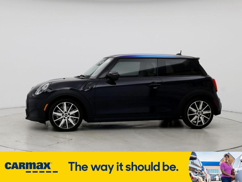 used 2022 MINI Hardtop car, priced at $27,998