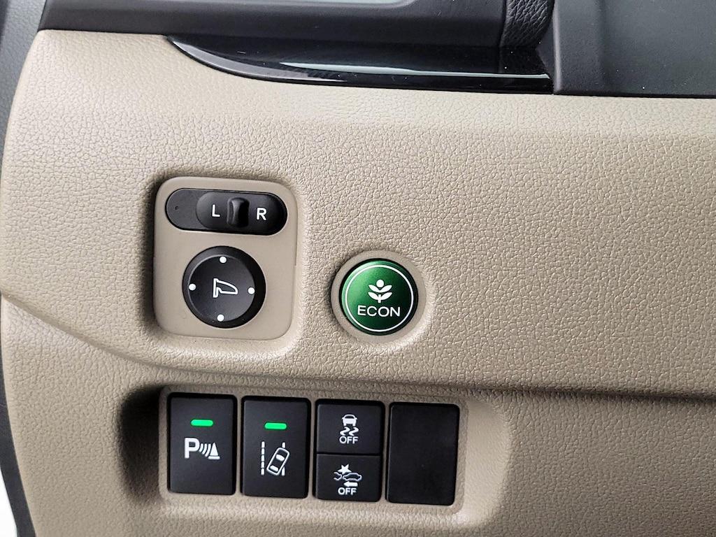 used 2018 Honda Pilot car, priced at $25,998