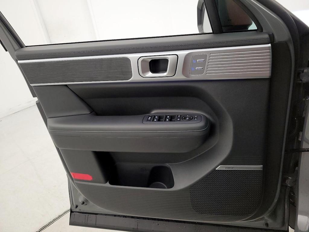 used 2024 Hyundai Santa Fe car, priced at $35,998