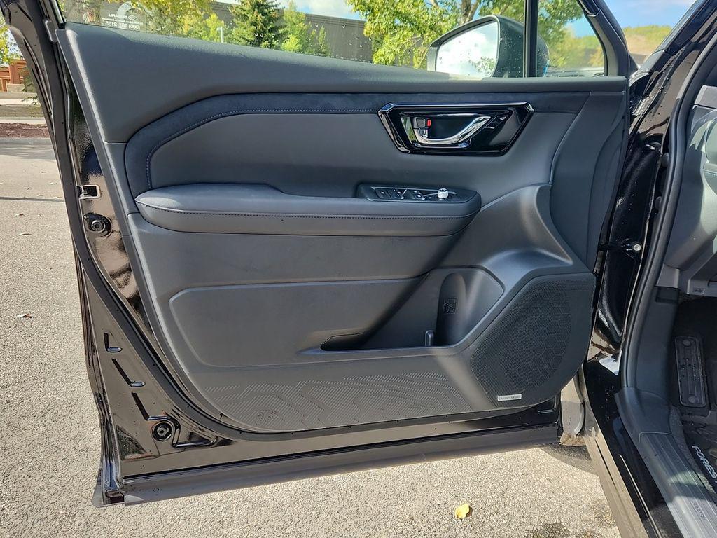 new 2025 Subaru Forester car, priced at $35,419