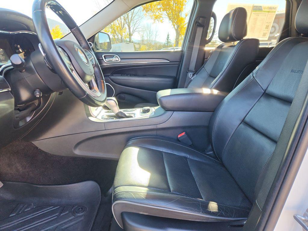 used 2019 Jeep Grand Cherokee car, priced at $28,780