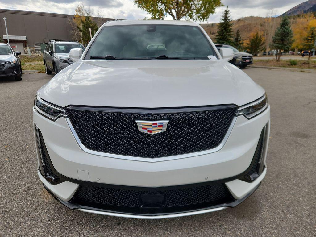 used 2022 Cadillac XT6 car, priced at $35,299