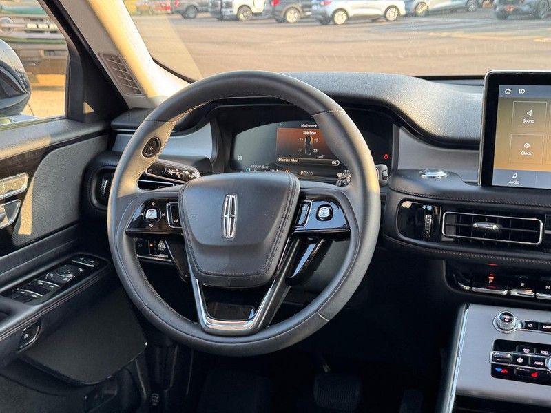 used 2022 Lincoln Aviator car, priced at $35,400