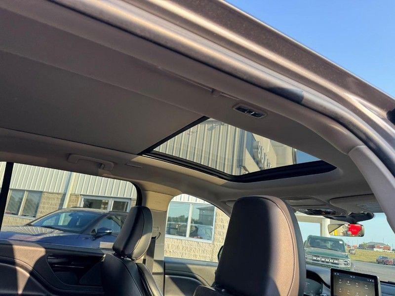 used 2022 Lincoln Aviator car, priced at $35,400