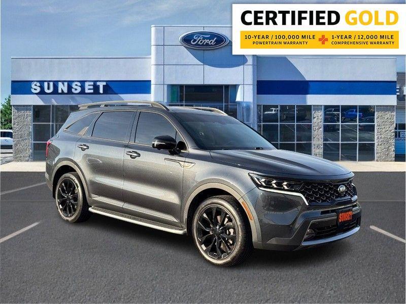 used 2021 Kia Sorento car, priced at $26,900