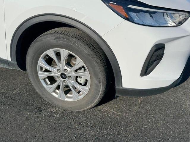 used 2023 Ford Escape car, priced at $21,900