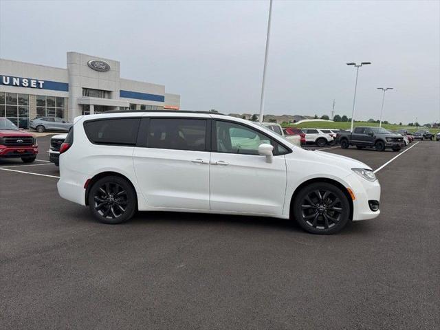 used 2018 Chrysler Pacifica car, priced at $15,000