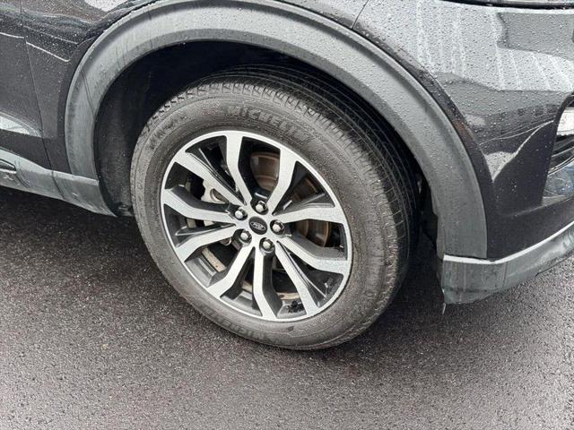 used 2022 Ford Explorer car, priced at $33,400