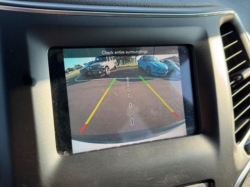used 2019 Jeep Cherokee car, priced at $10,900