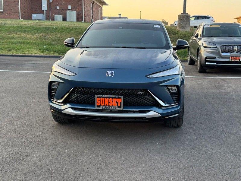 used 2024 Buick Envista car, priced at $25,900