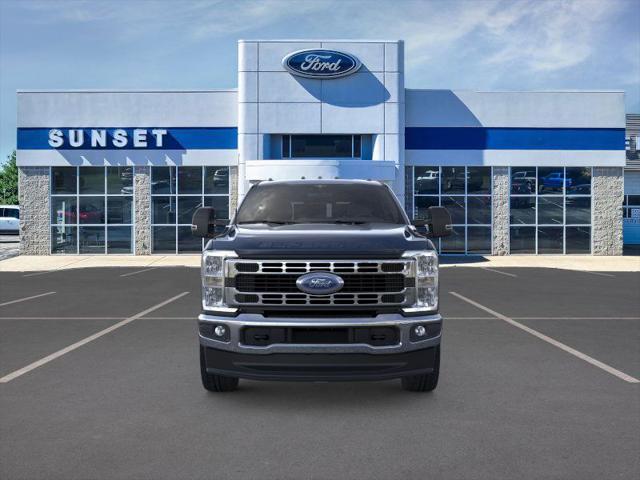 new 2025 Ford F-250 car, priced at $62,125