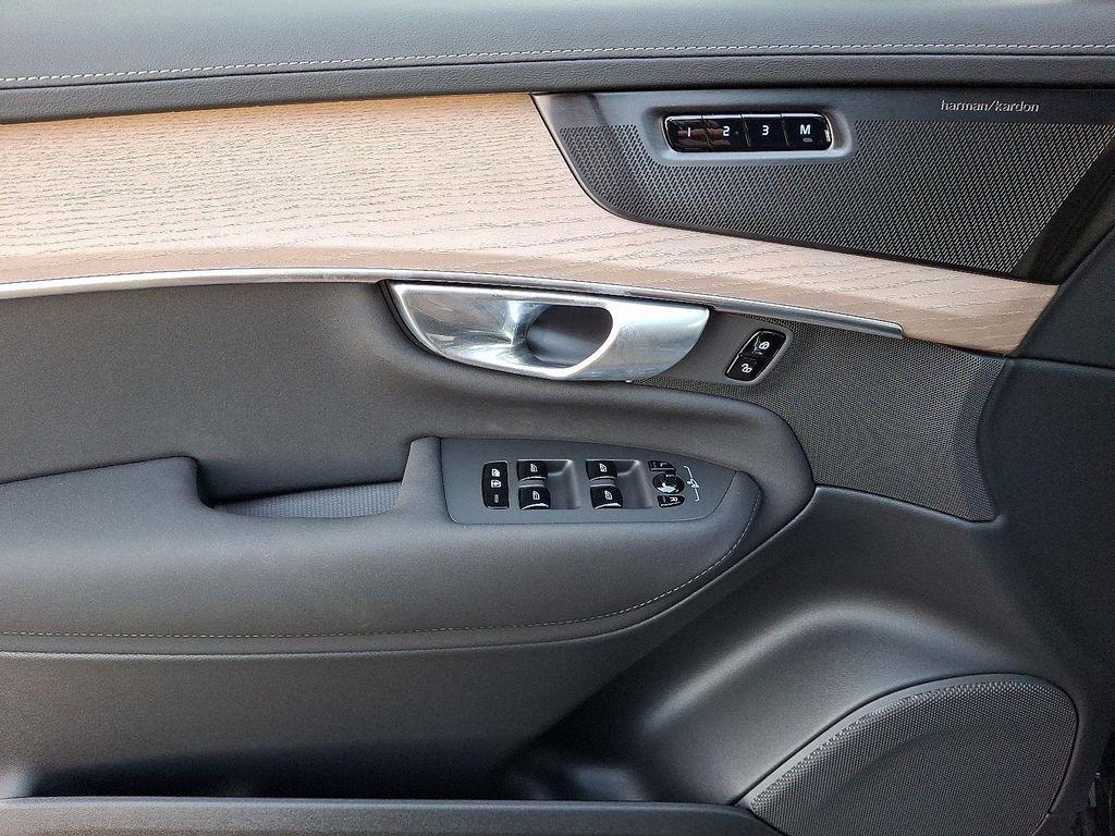 new 2026 Volvo XC90 car, priced at $70,995