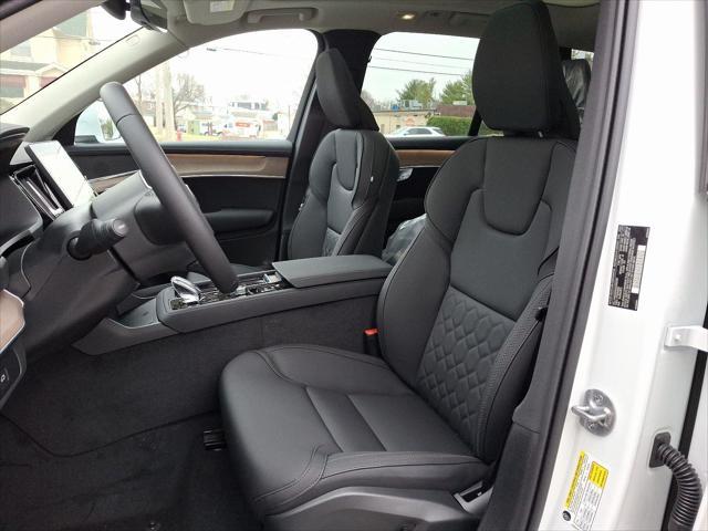 new 2025 Volvo XC90 car, priced at $65,895
