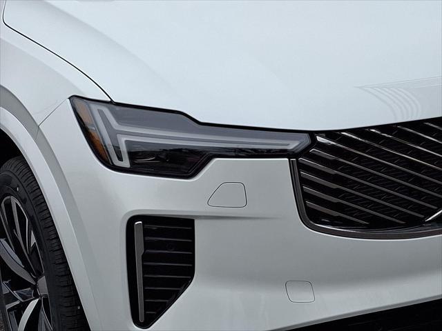 new 2025 Volvo XC90 car, priced at $65,895