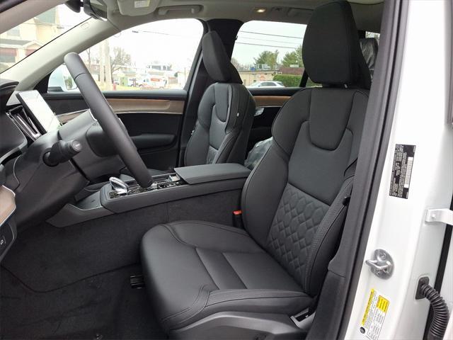 new 2025 Volvo XC90 car, priced at $65,895