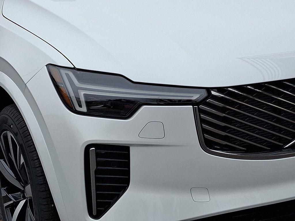new 2025 Volvo XC90 car, priced at $62,895