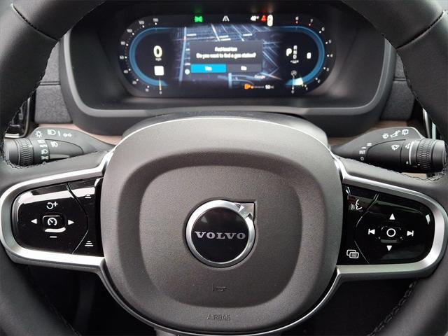 new 2025 Volvo XC90 car, priced at $65,895