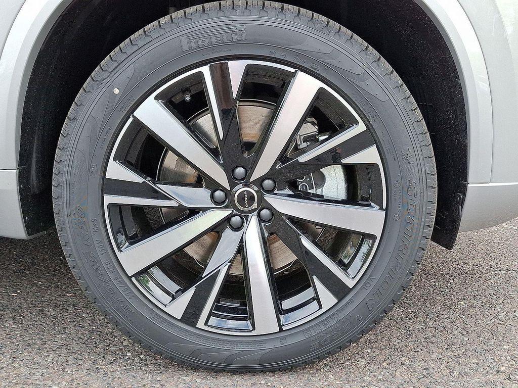 new 2025 Volvo XC90 Plug-In Hybrid car, priced at $72,895