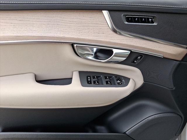 new 2025 Volvo XC90 Plug-In Hybrid car, priced at $75,895