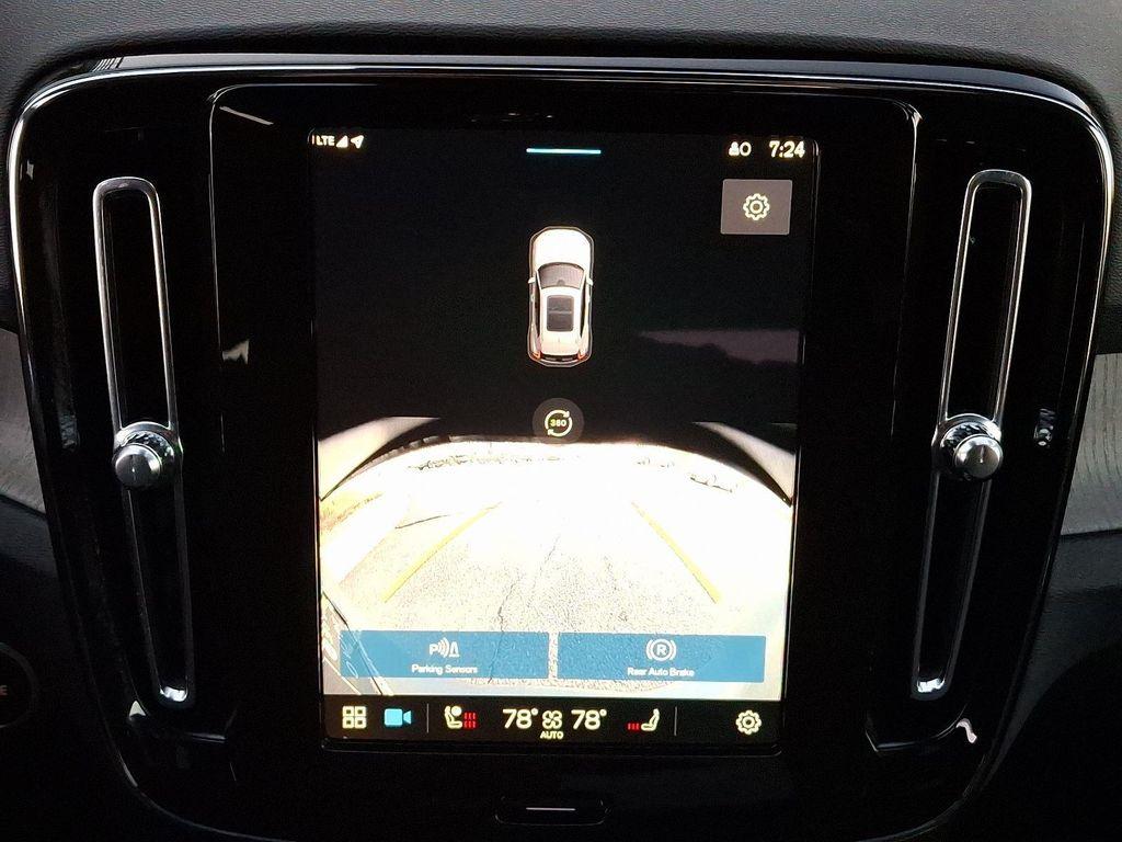 used 2025 Volvo XC40 car, priced at $45,400