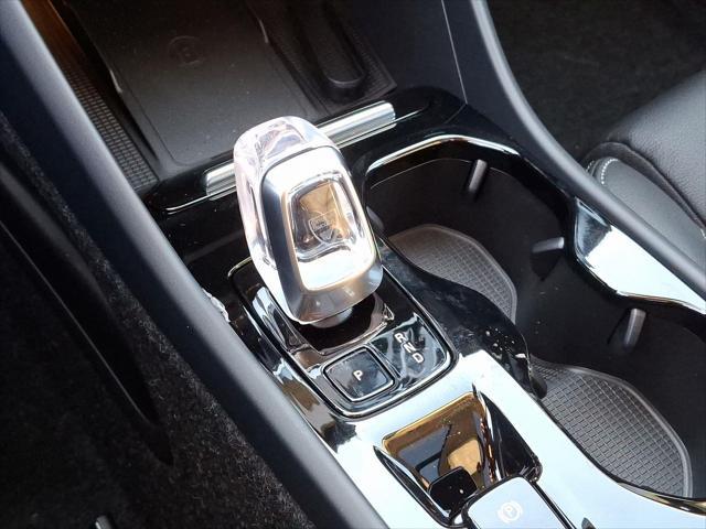 new 2025 Volvo XC40 car, priced at $52,215