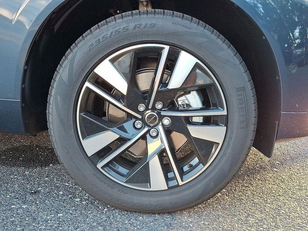 new 2026 Volvo XC60 car, priced at $58,360