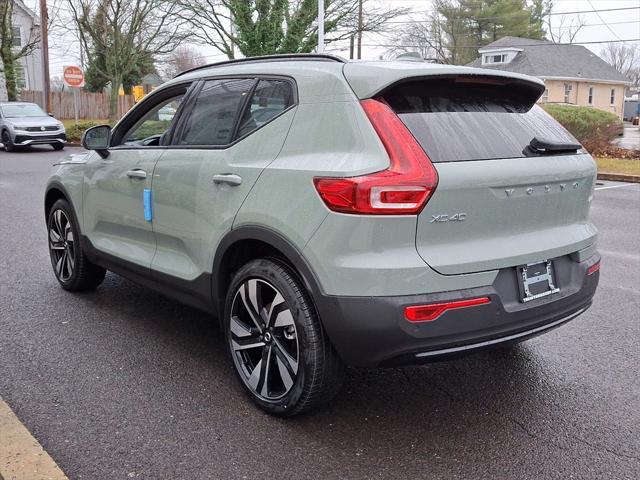 new 2025 Volvo XC40 car, priced at $49,790