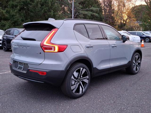 new 2025 Volvo XC40 car, priced at $49,790