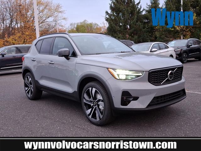 new 2025 Volvo XC40 car, priced at $49,790