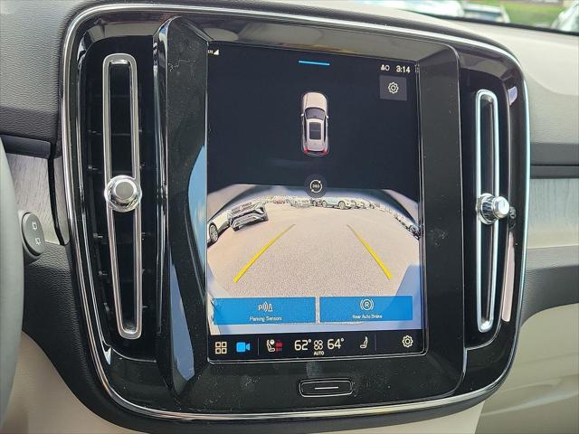 new 2025 Volvo XC40 car, priced at $49,565