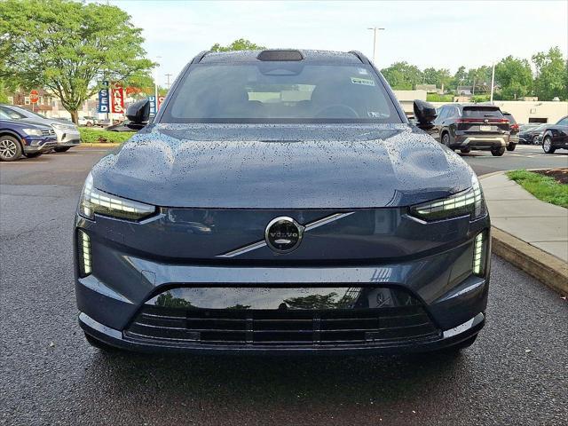 new 2025 Volvo EX90 car, priced at $83,465