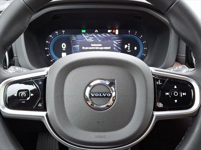 new 2025 Volvo XC60 car, priced at $60,660