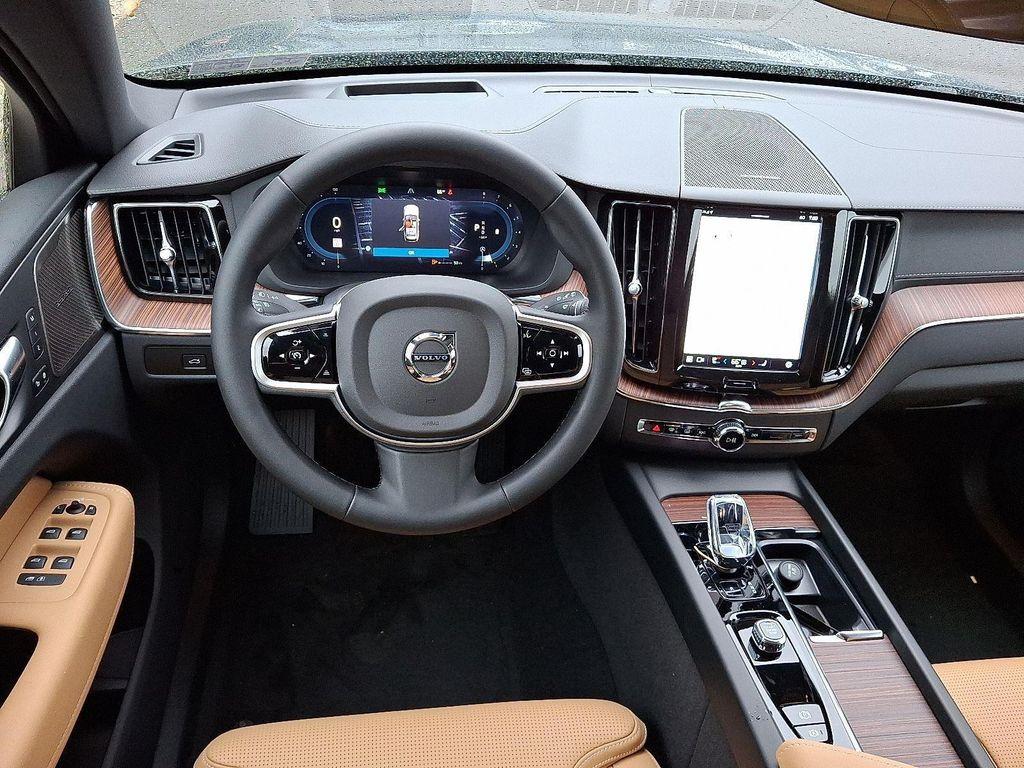new 2025 Volvo XC60 car, priced at $57,660