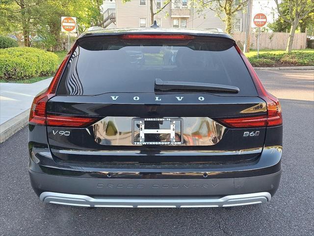 new 2025 Volvo V90 Cross Country car, priced at $68,130