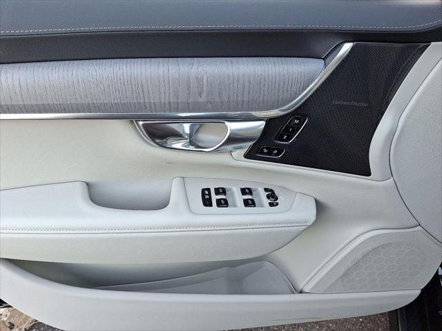 new 2025 Volvo V90 Cross Country car, priced at $68,130