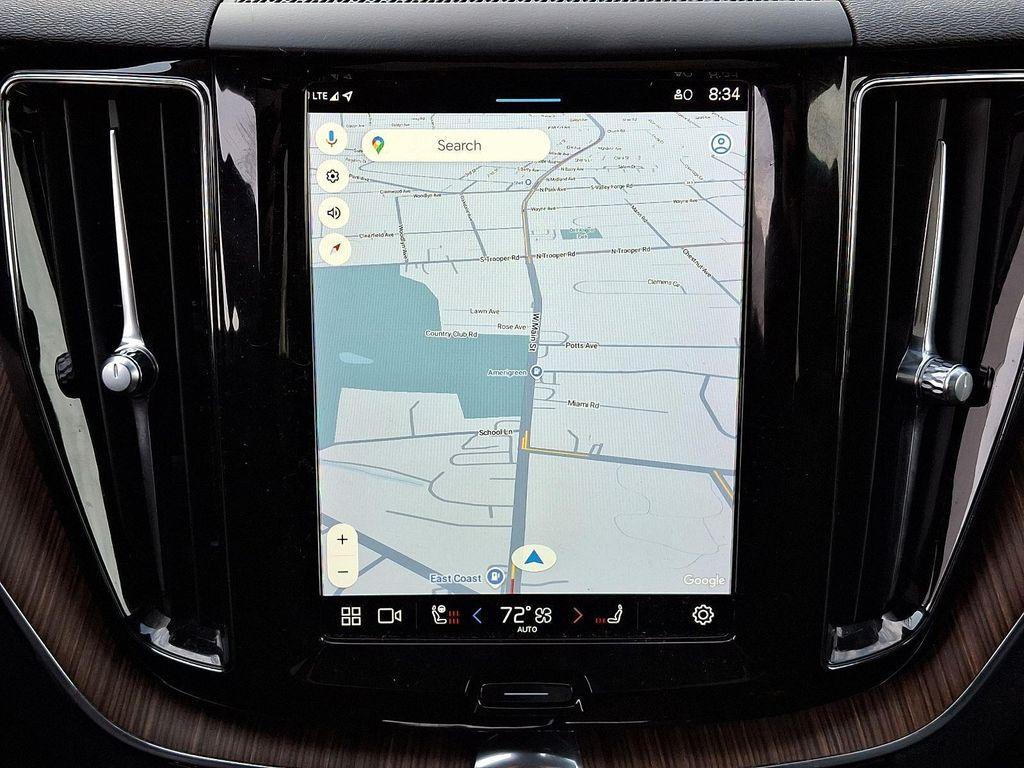 used 2022 Volvo XC60 car, priced at $35,200