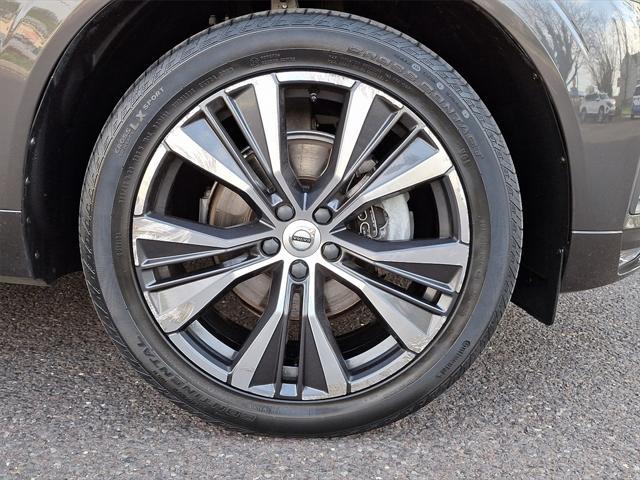 used 2022 Volvo XC60 car, priced at $37,490