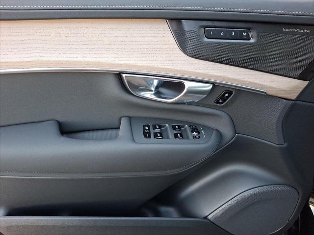 new 2026 Volvo XC90 car, priced at $71,825