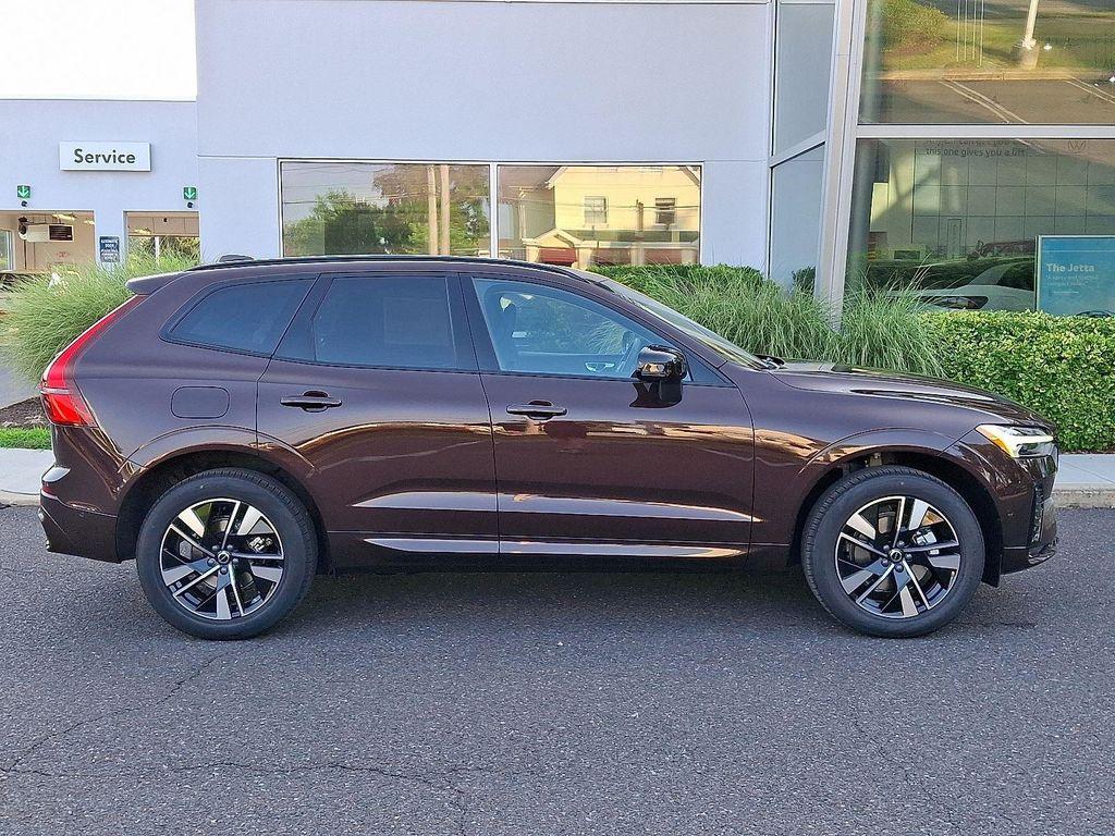 new 2026 Volvo XC60 car, priced at $57,360