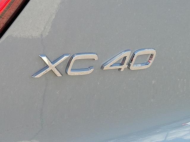 new 2025 Volvo XC40 car, priced at $51,040