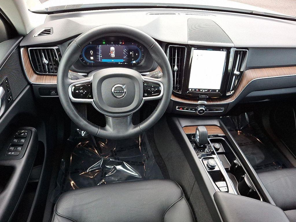 used 2023 Volvo XC60 car, priced at $36,890