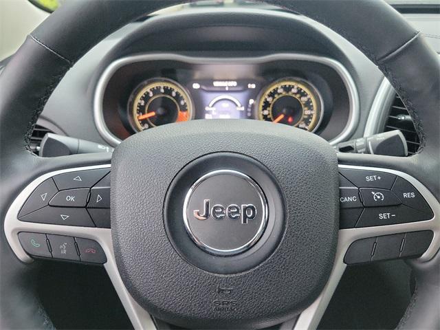 used 2014 Jeep Cherokee car, priced at $13,950