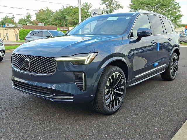 new 2025 Volvo XC90 car, priced at $72,105