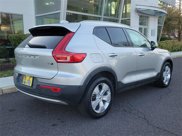 used 2019 Volvo XC40 car, priced at $22,989