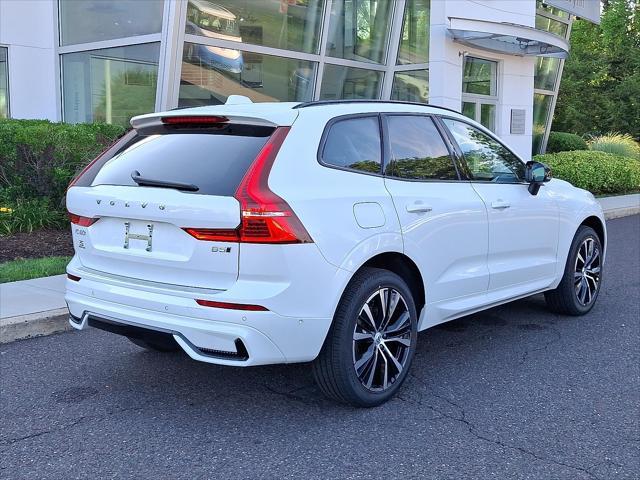 new 2025 Volvo XC60 car, priced at $54,360