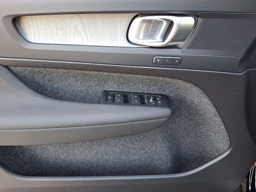 new 2026 Volvo XC40 car, priced at $48,150