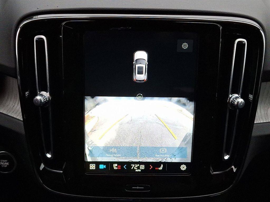 new 2025 Volvo XC40 car, priced at $49,040